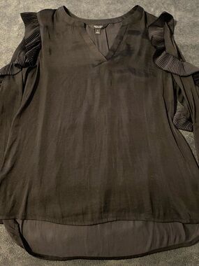 Simply Vera Vera Wang Black Cold-Shoulder Ruffle Blouse
